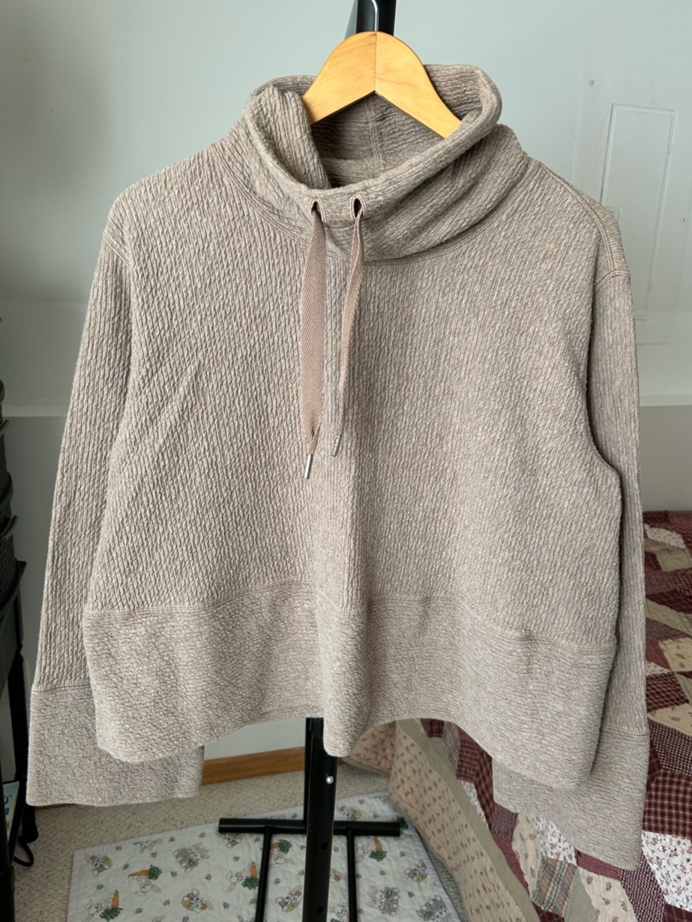 Lululemon Retreat Yourself Pullover Sweatshirt